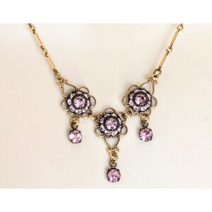 Vintage Gold Tone Icy Lavender Purple Crystal Station Dangle Bar Necklace 18"